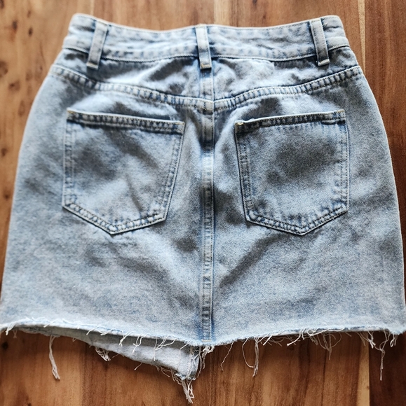 2/20$ Shein light blue washed asymmetric mini jeans skirt, size XS - Picture 6 of 13